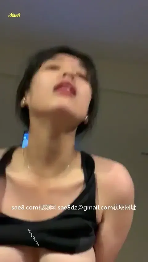 精品泄密情侣性爱自拍极品36E爆乳眼镜娘