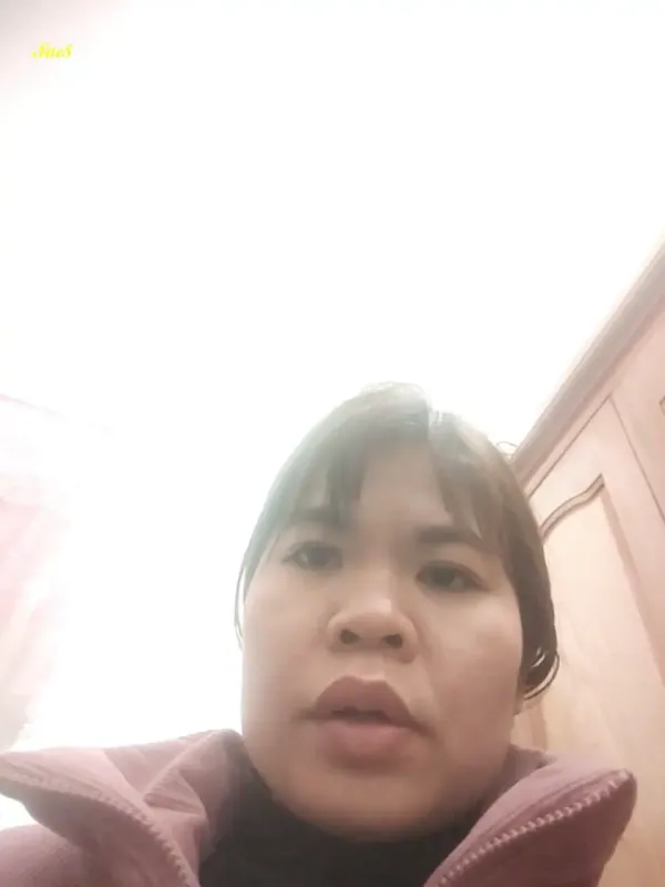 农村留守阿姨拿手机自拍私密部位给网友看