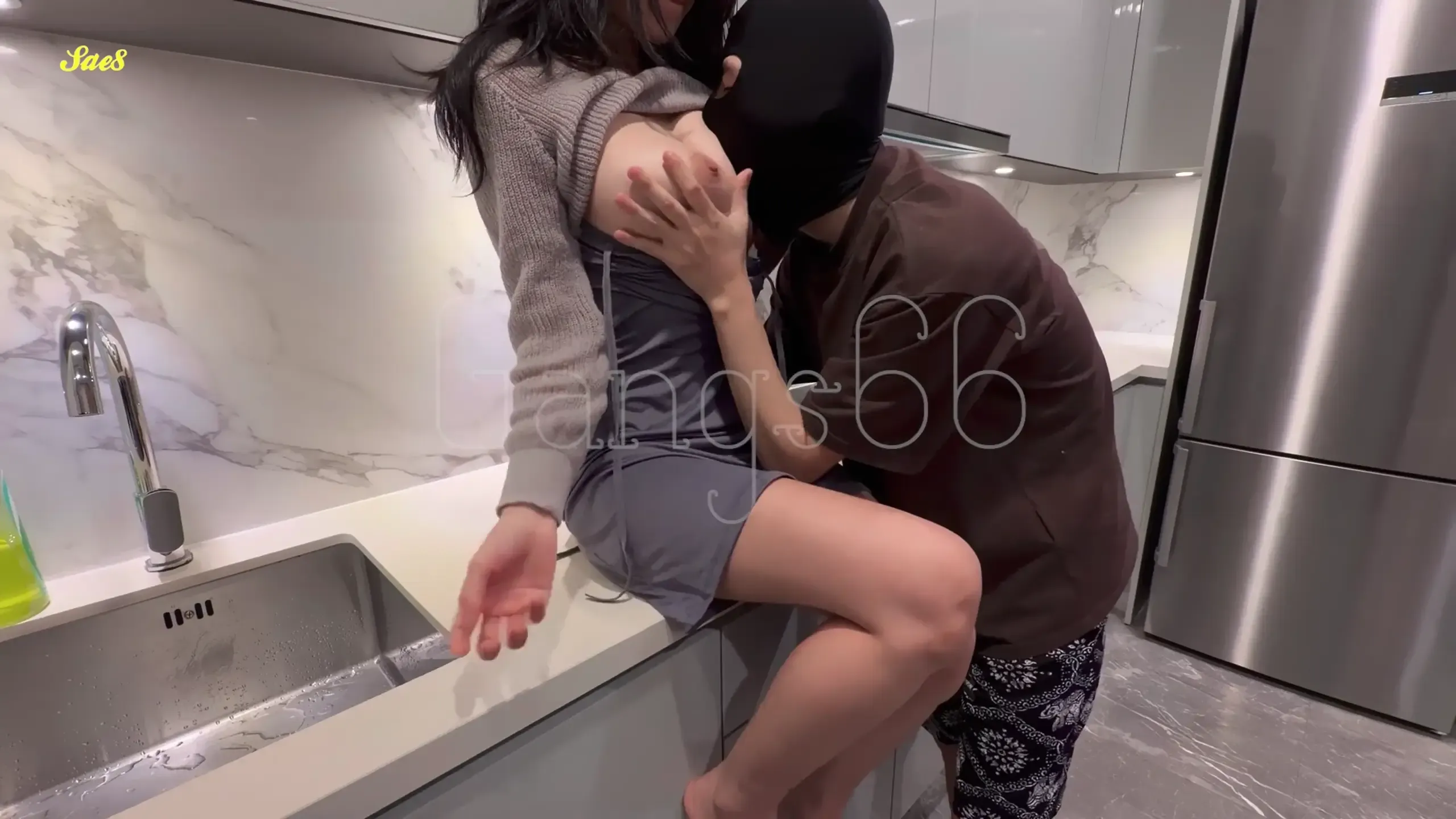 【高级会员专享】F奶福利姬纲手哥哥看起来很好吃欸