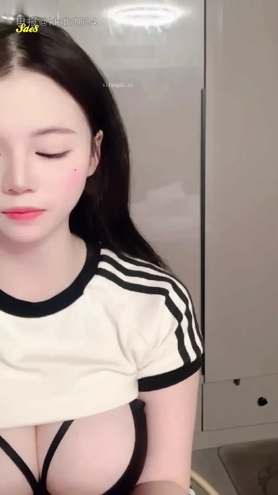 童颜巨乳Q弹水嫩极品学妹