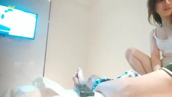 足疗老王全集娇小肉感人妻技师磨棒服务